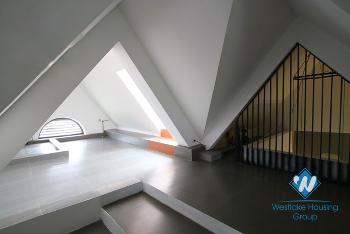 Beautiful villa for rent in Vinhomes Riverside, Hanoi